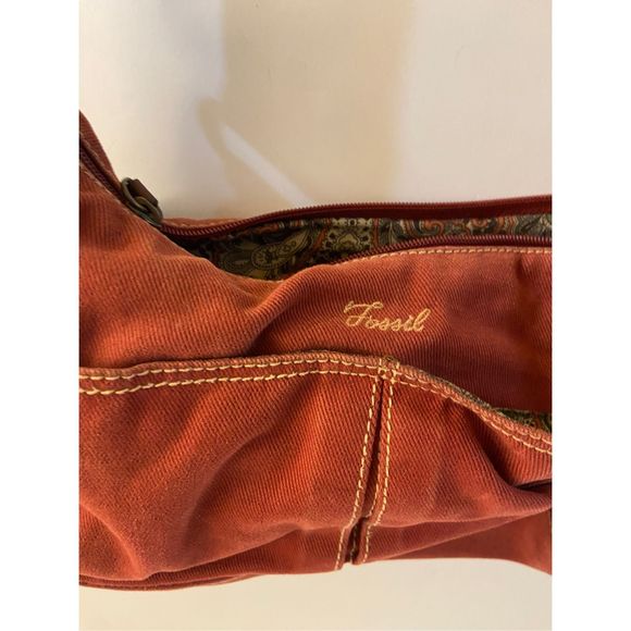 Fossil Burgundy cotton 11x7” zipper snap - Picture 4 of 8